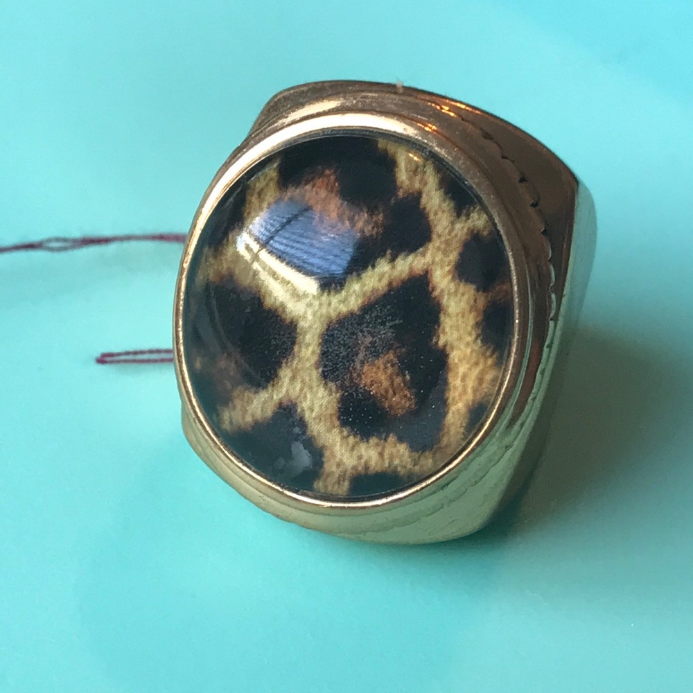 Funky Cheetah Ring - Picture 3 of 4